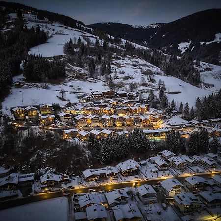 Alpenparks Apartment & Ferienresort Rehrenberg Viehhofen Exterior photo